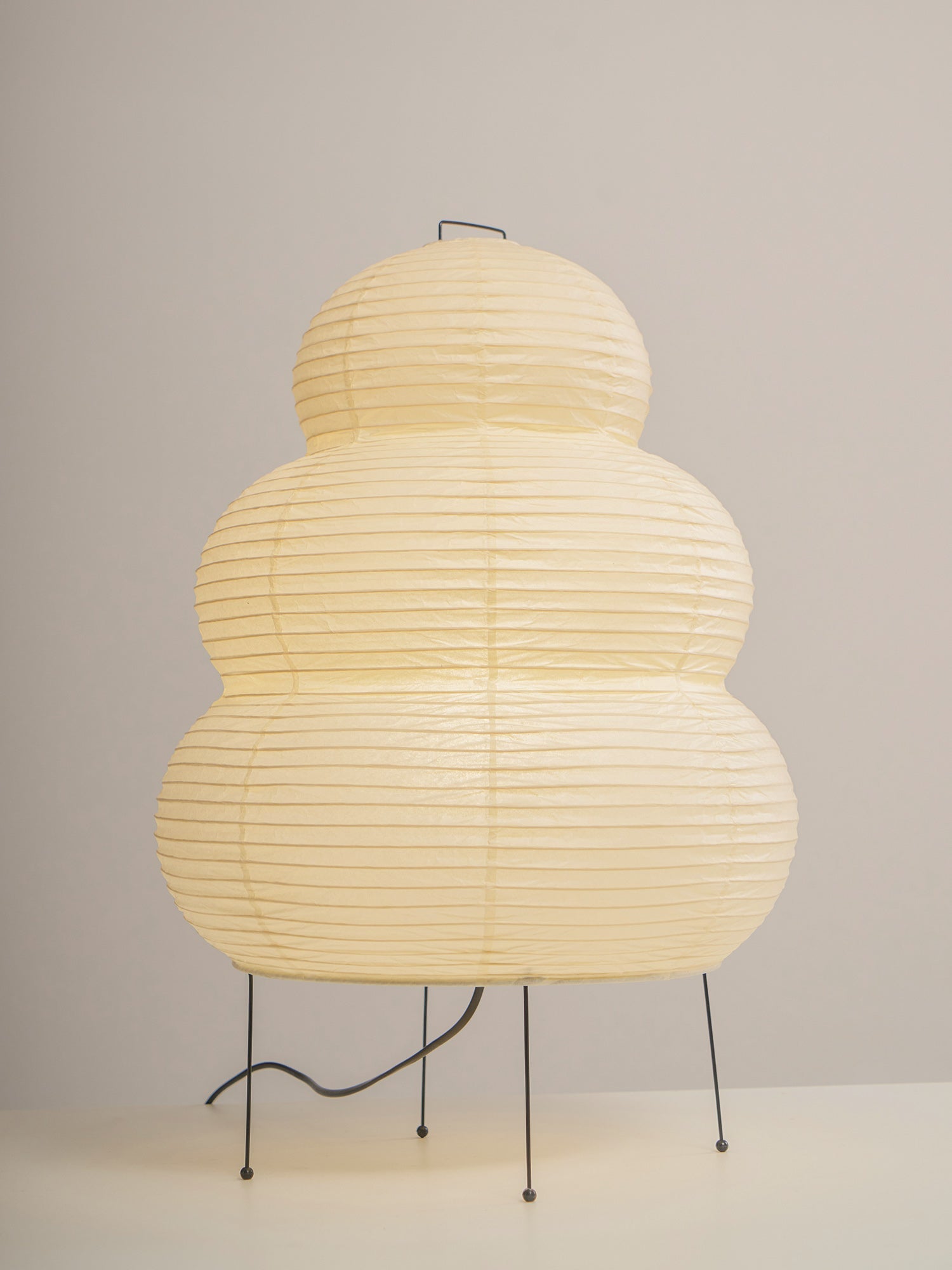 Leuke - Handmade Washi Paper Lantern Table Lamp