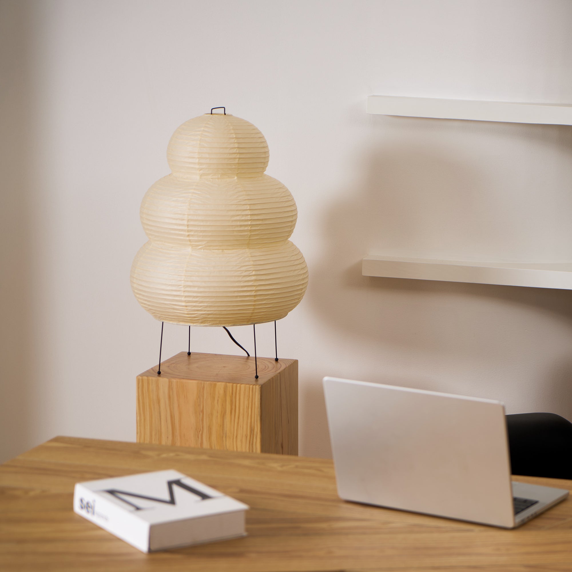 Leuke - Handmade Washi Paper Lantern Table Lamp