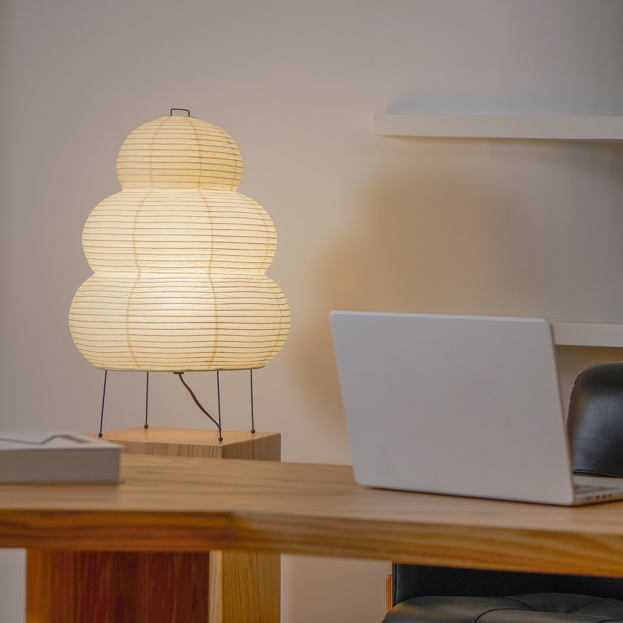 Leuke - Handmade Washi Paper Lantern Table Lamp