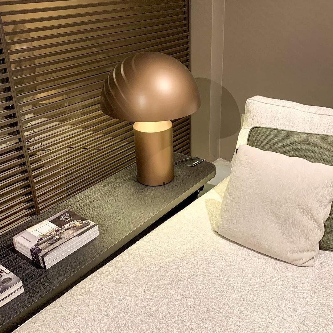 Metis - Geometric Metal Table Lamp