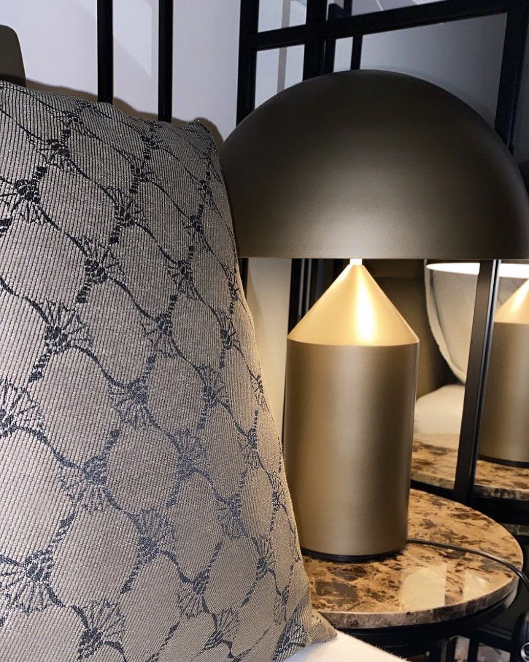 Metis - Geometric Metal Table Lamp
