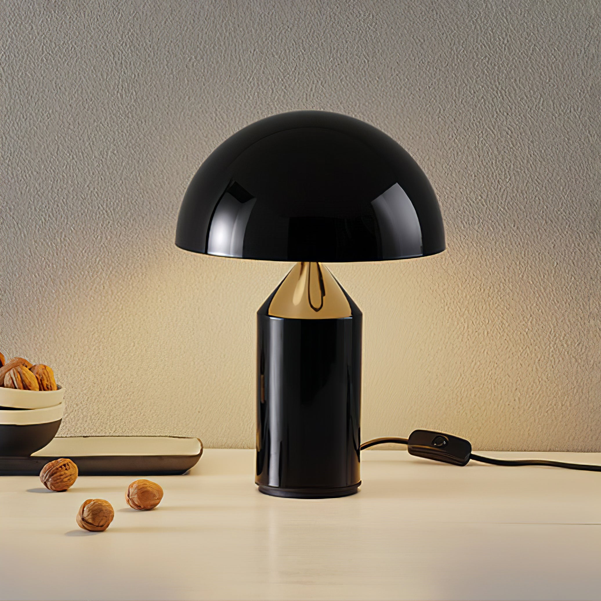 Metis - Geometric Metal Table Lamp