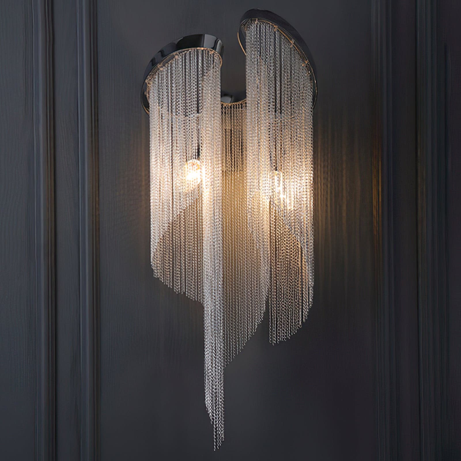 Chain Tassel Wall Lamp – detail 2