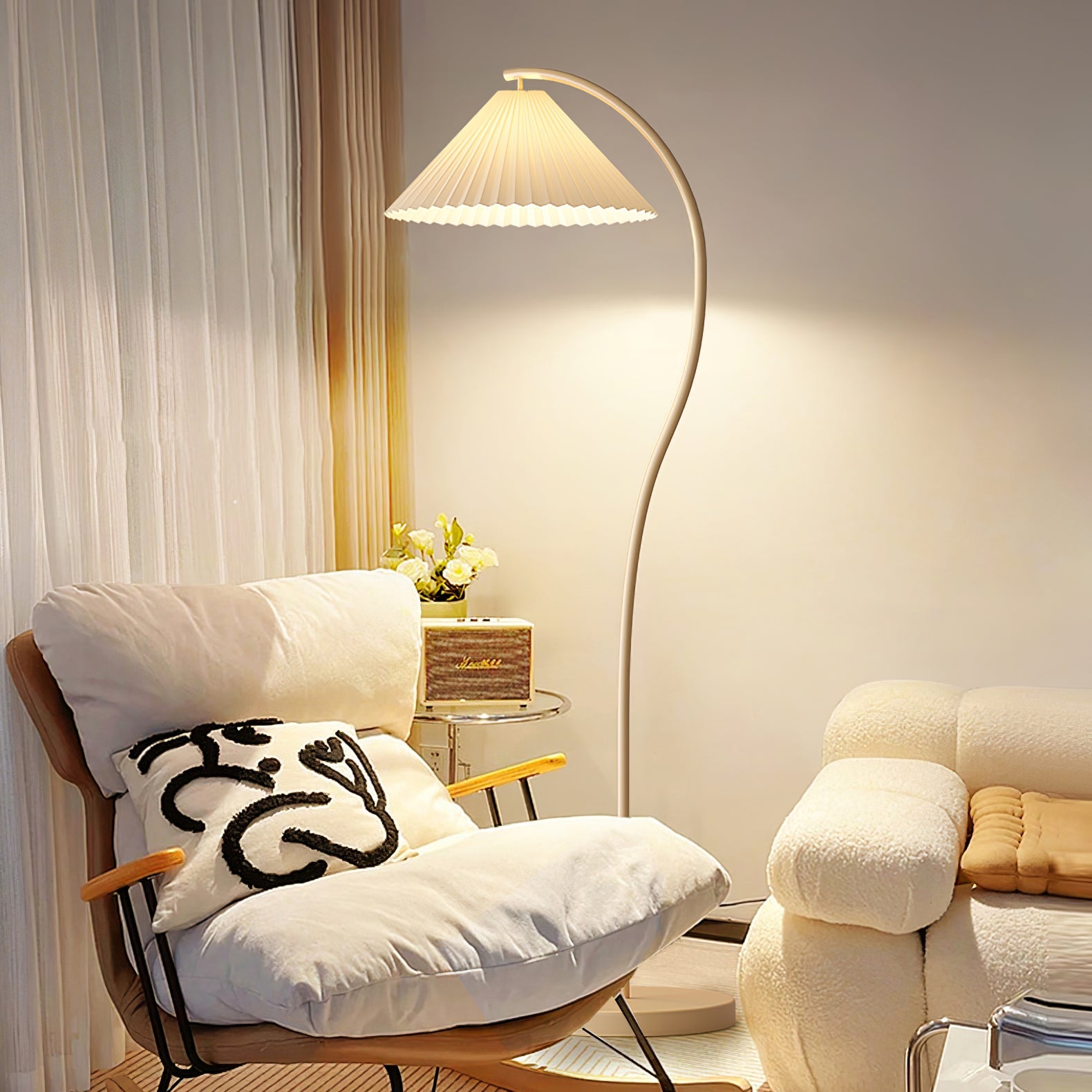 Kleodora - Pleated Linen Floor Lamp