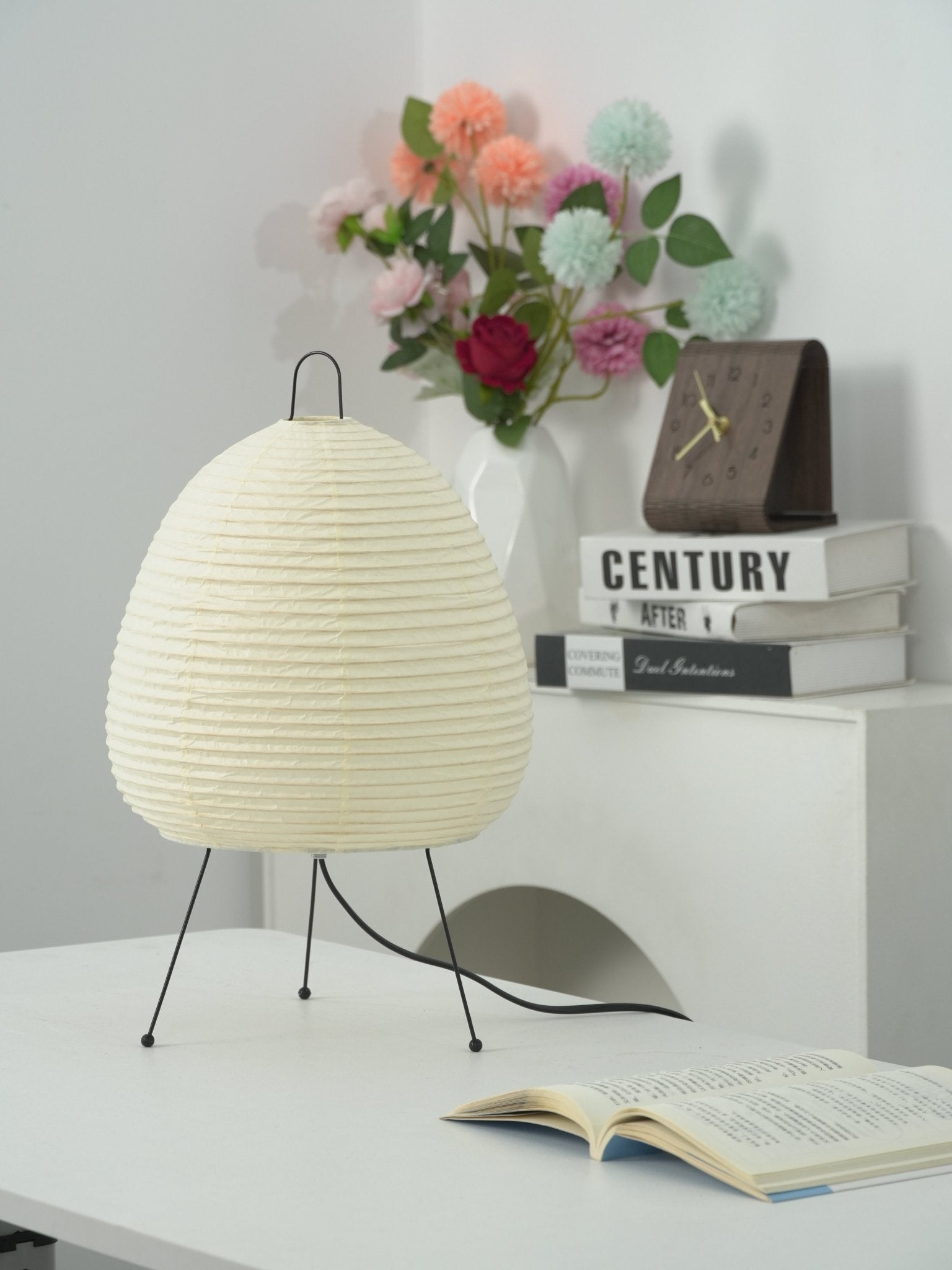 Leuke - Handmade Washi Paper Lantern Table Lamp