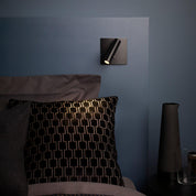 Kleodoxa - Adjustable Square Backplate Sconce