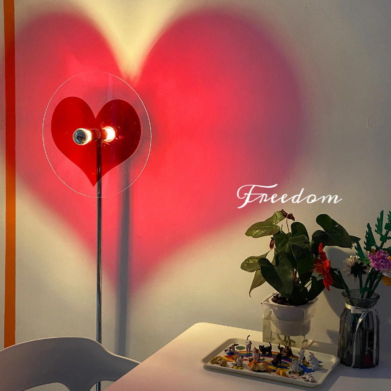 Lamar Red Heart Chrome Floor Lamp – detail 6