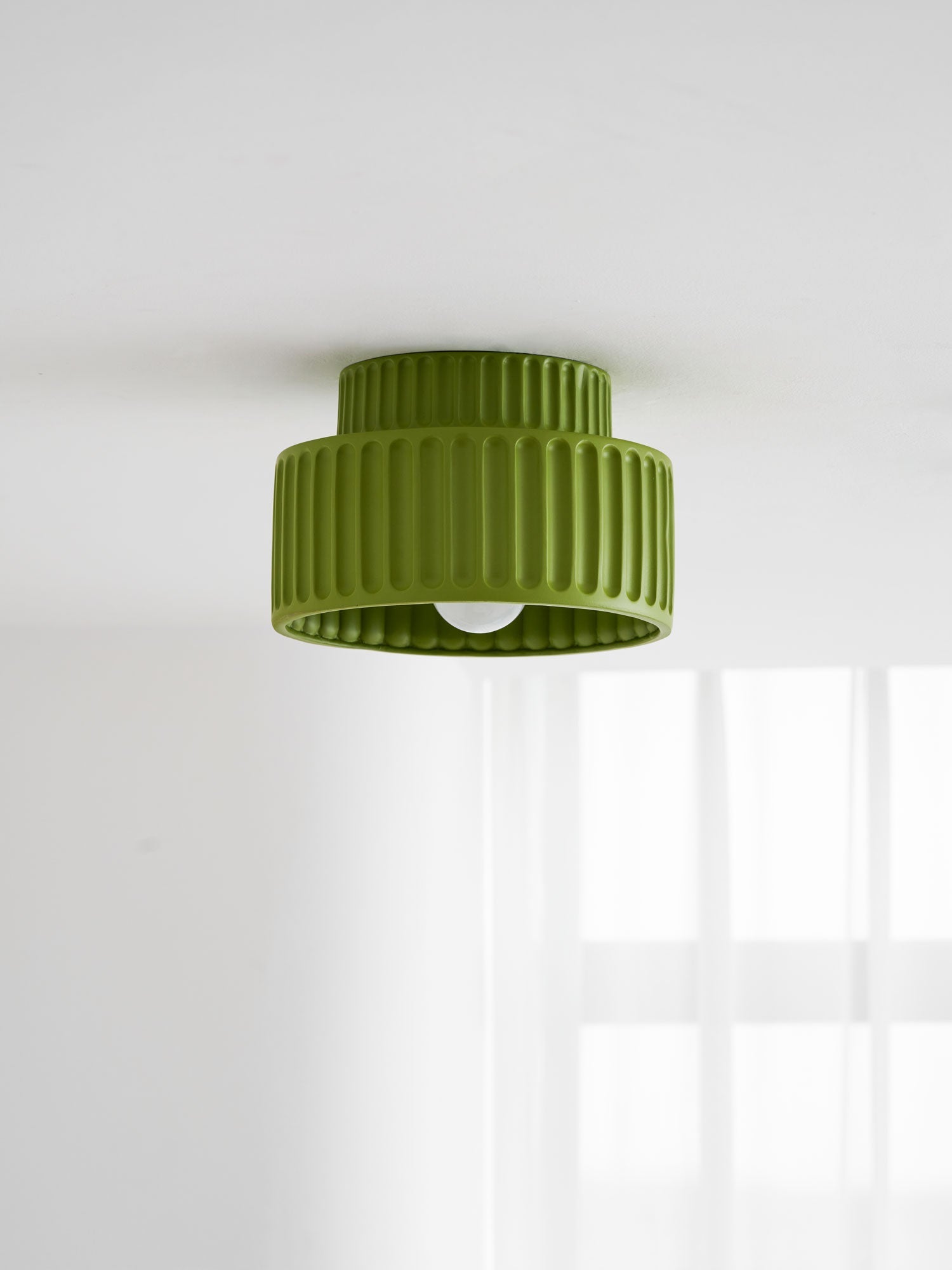 Rhode - Pleated Resin Ceiling Lamp