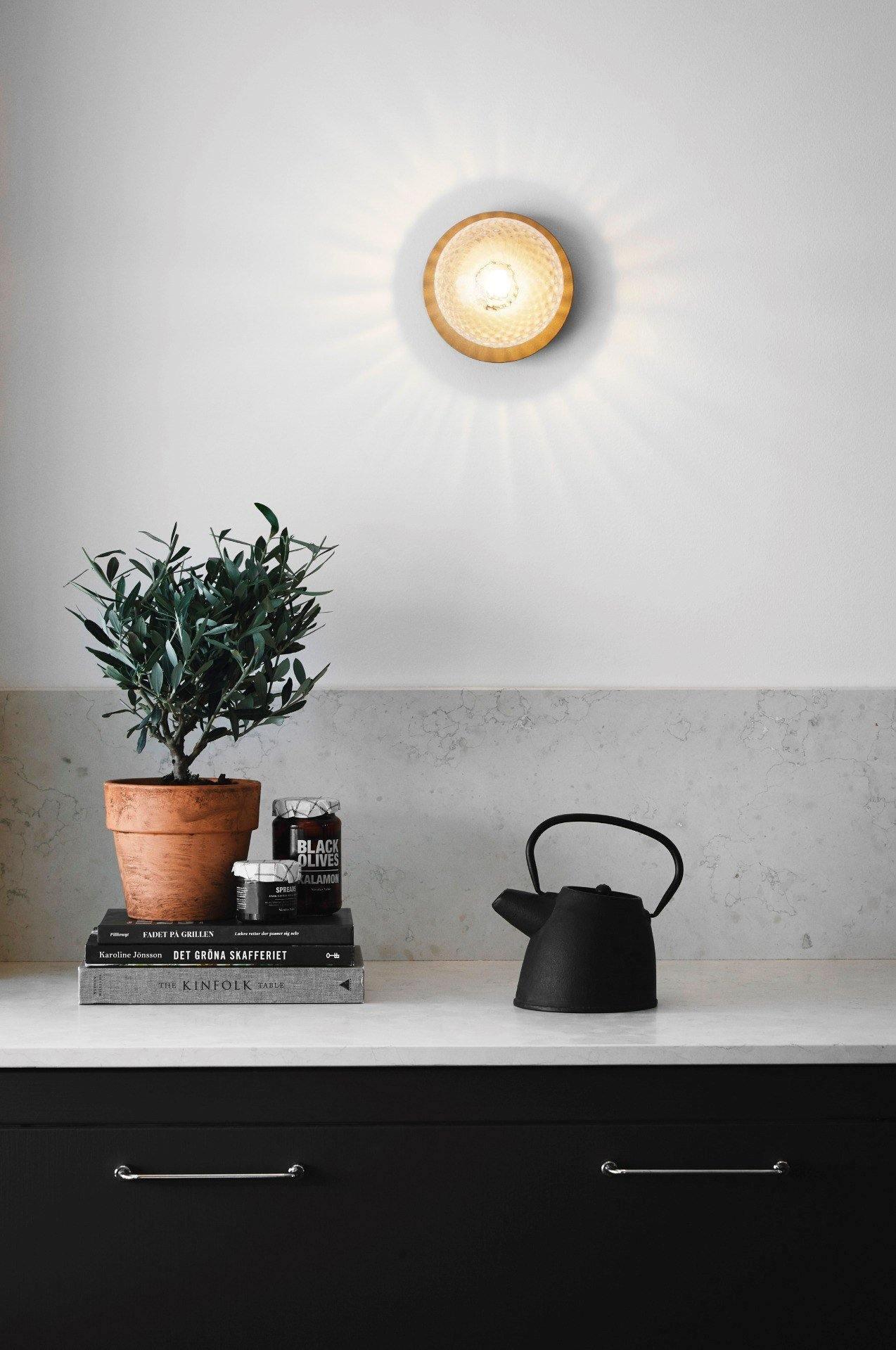 Molpe - Brass and Glass Wall Lamp
