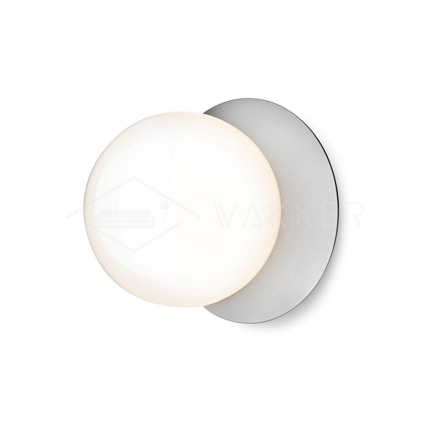Molpe - Brass and Glass Wall Lamp