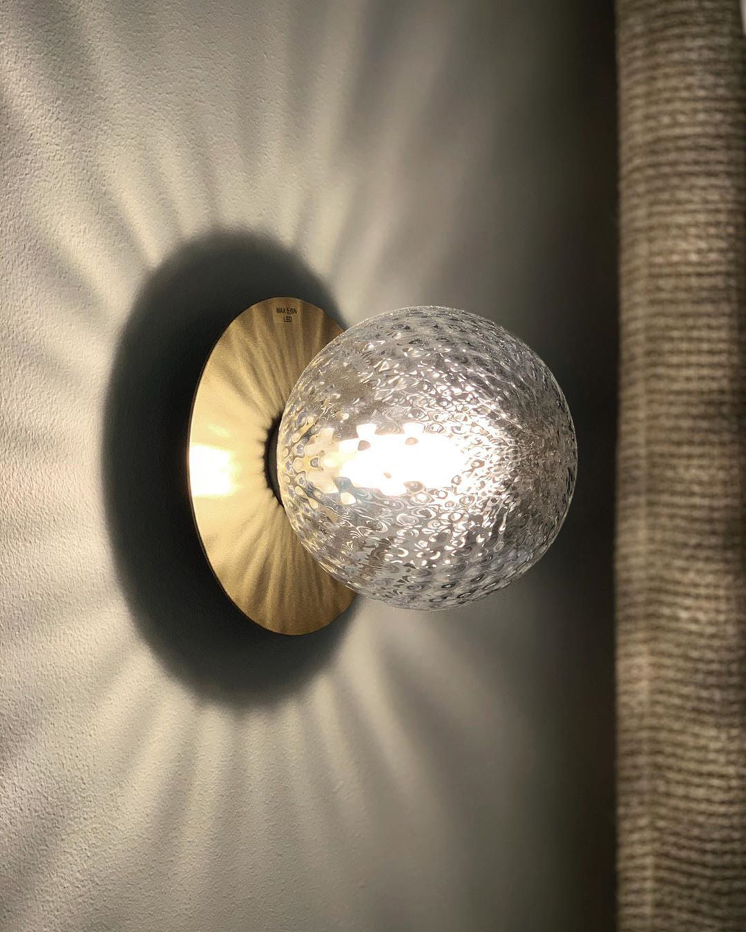 Molpe - Brass and Glass Wall Lamp