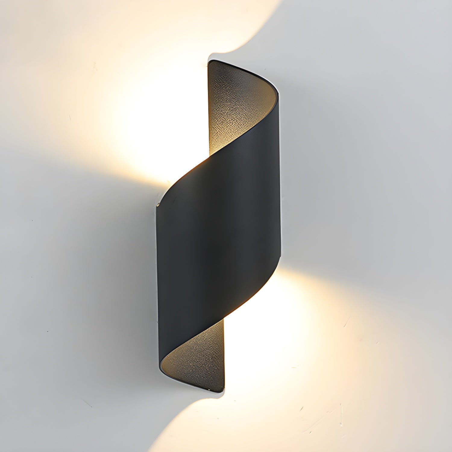 Lila_Wall_Lamp__11.jpg