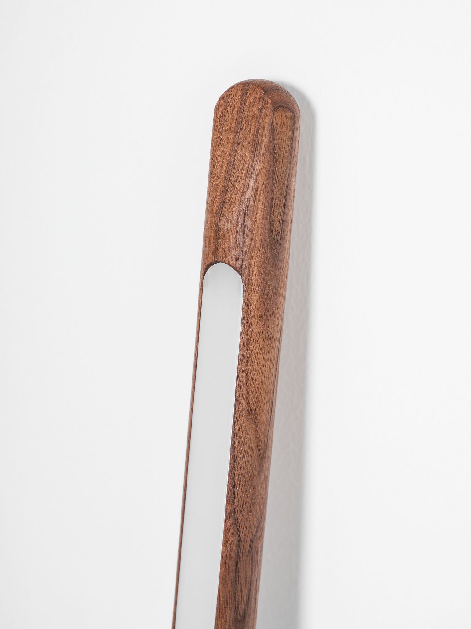 Stilbe - Slim Wood LED Floor Lamp