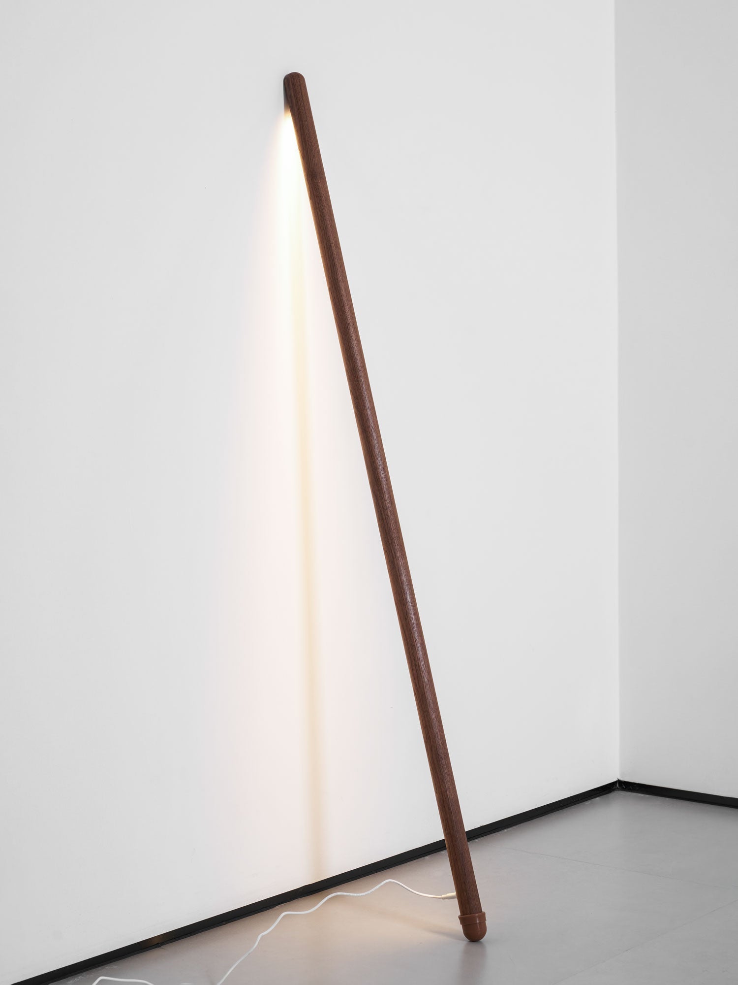 Stilbe - Slim Wood LED Floor Lamp