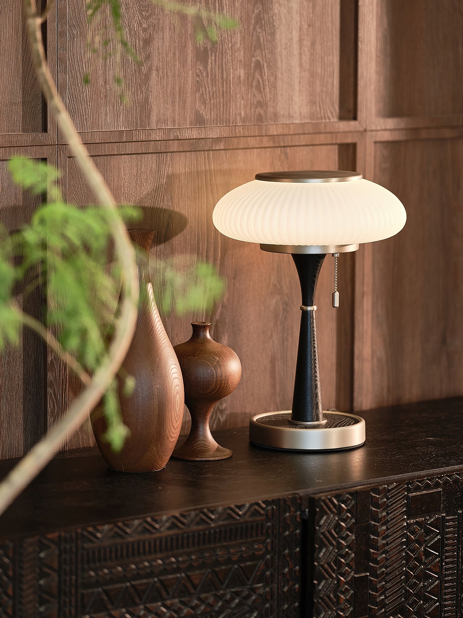 Thallo - Mushroom Glass Shade Table Lamp