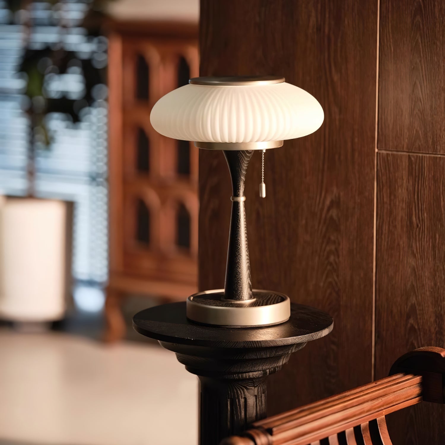 Thallo - Mushroom Glass Shade Table Lamp