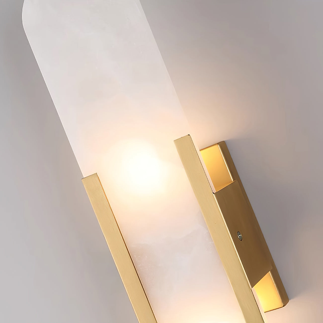 Prymno - Alabaster Wall Sconce