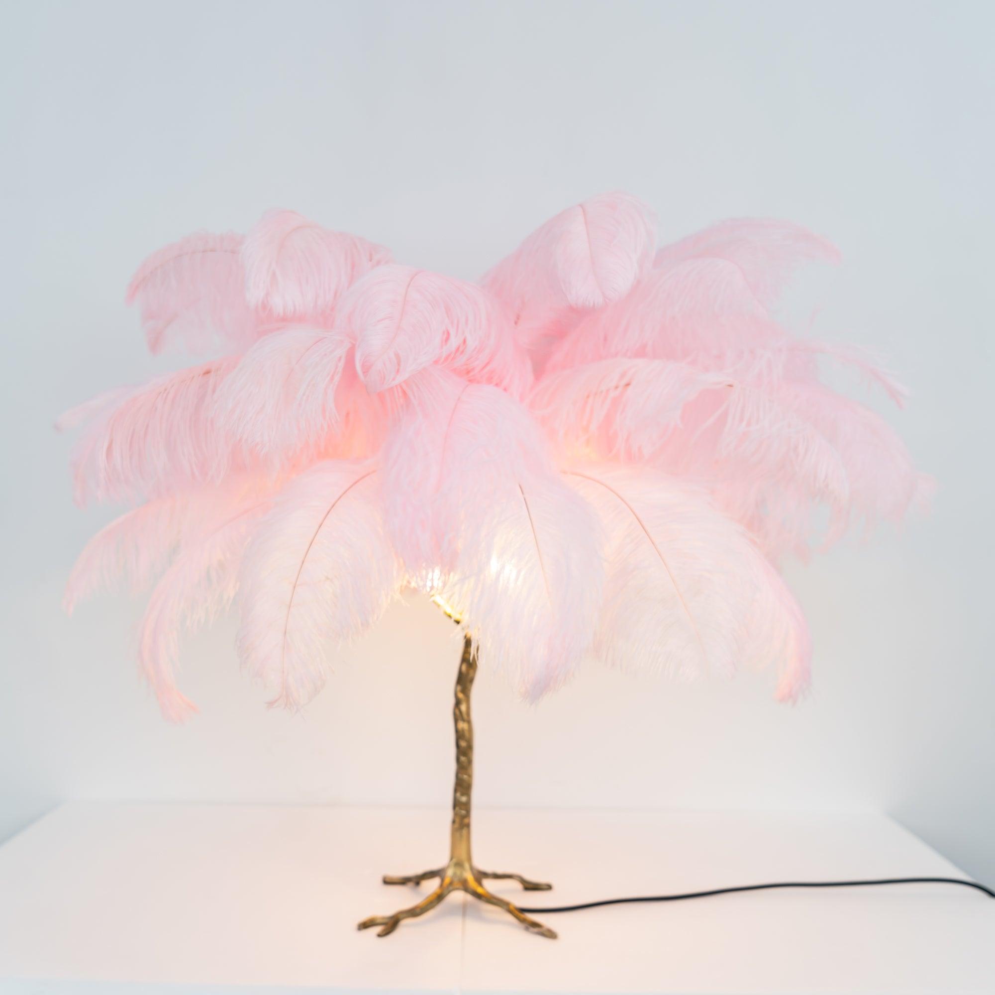 Ostrich_Feather_Table_Lamp_119.jpg