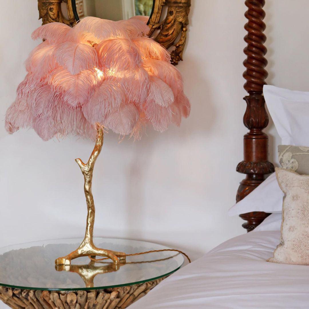 Aedon - Brass Ostrich Feather Table Lamp