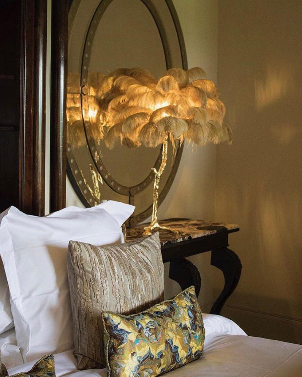 Aedon - Brass Ostrich Feather Table Lamp