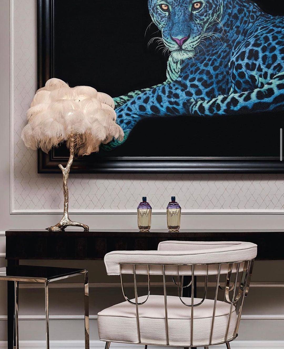 Aedon - Brass Ostrich Feather Table Lamp