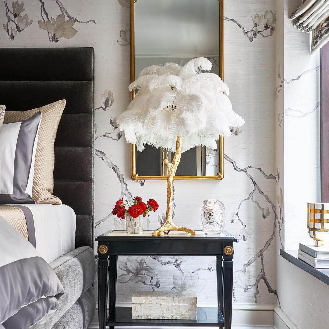 Aedon - Brass Ostrich Feather Table Lamp