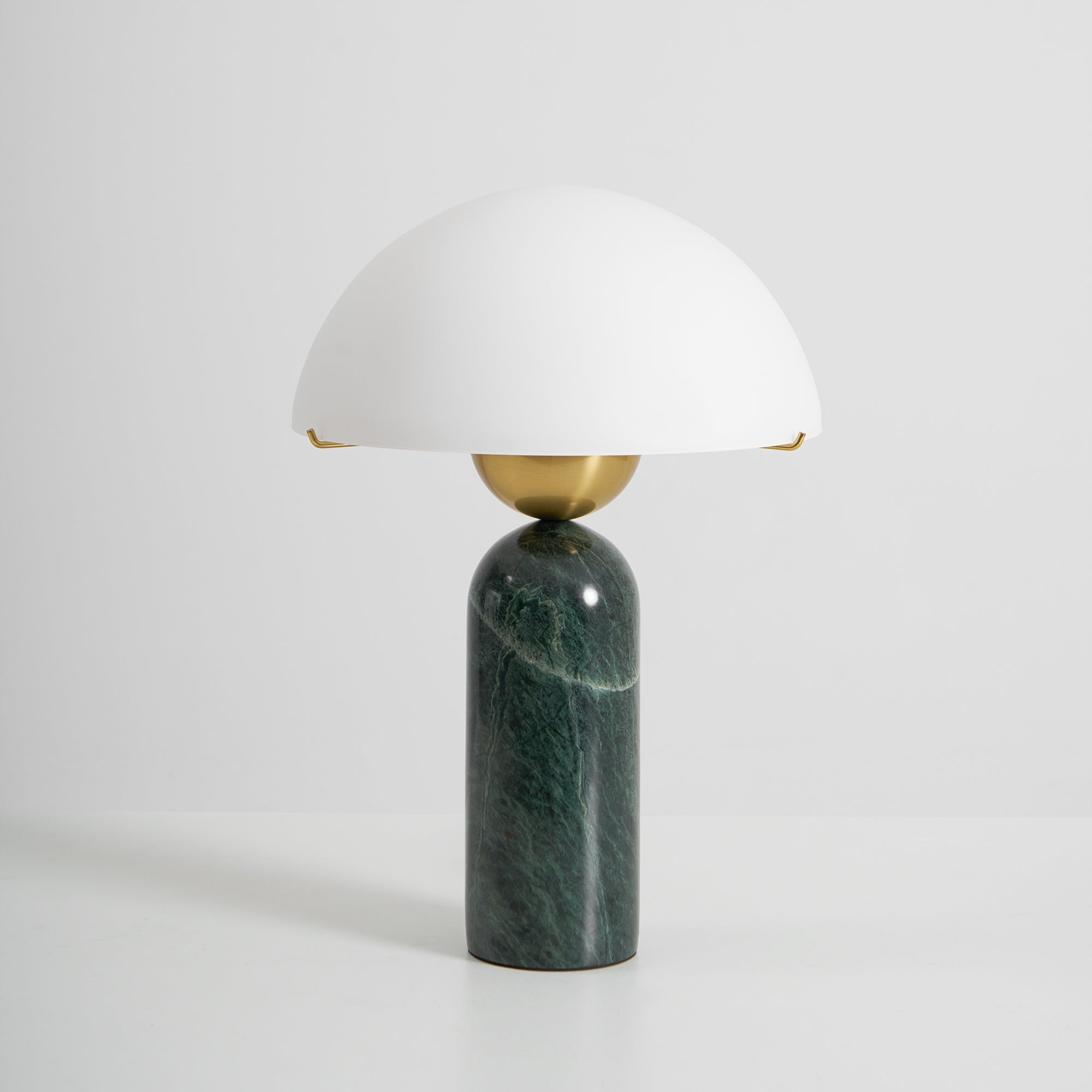 Chrysothemis - Alabaster Globe Table Lamp