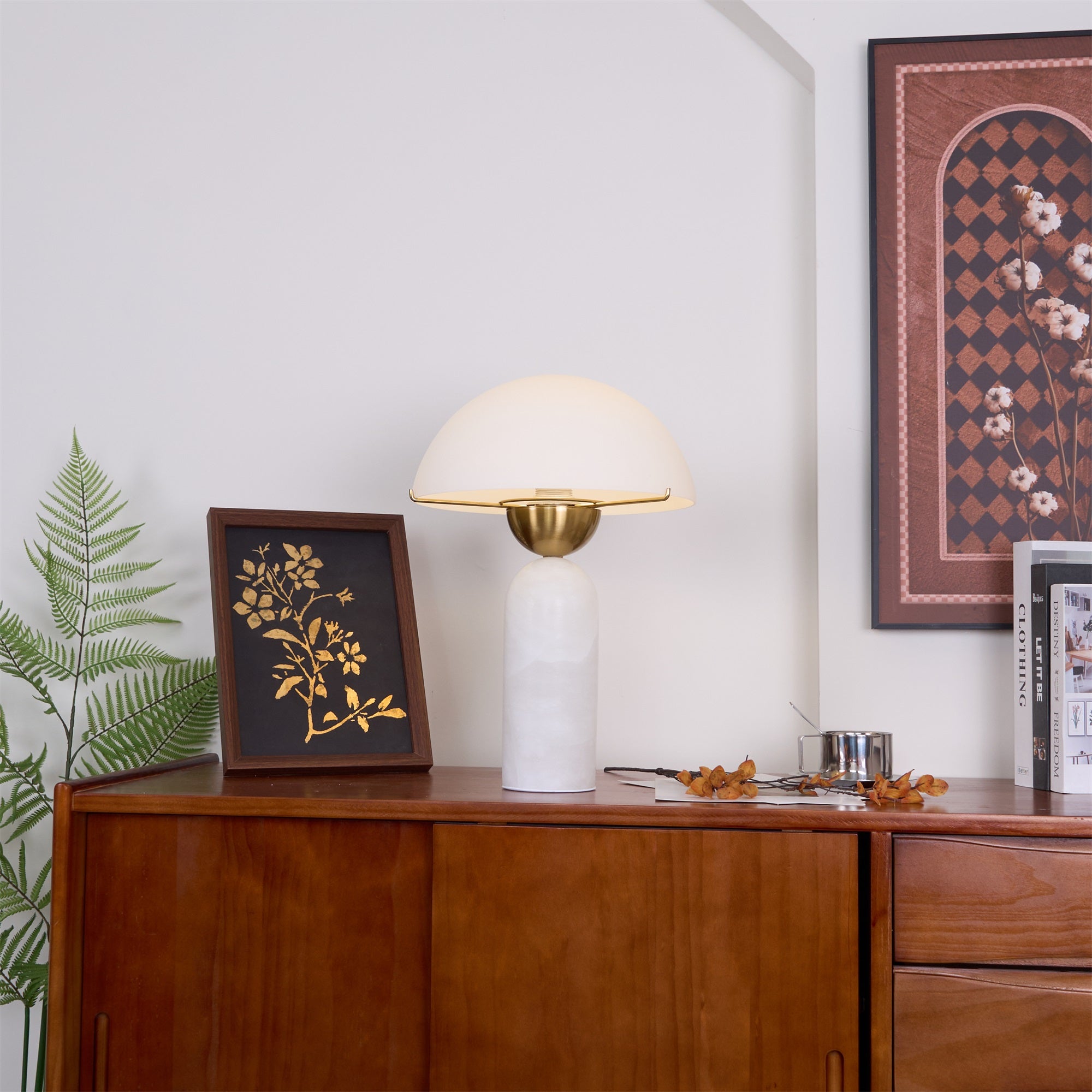 Chrysothemis - Alabaster Globe Table Lamp
