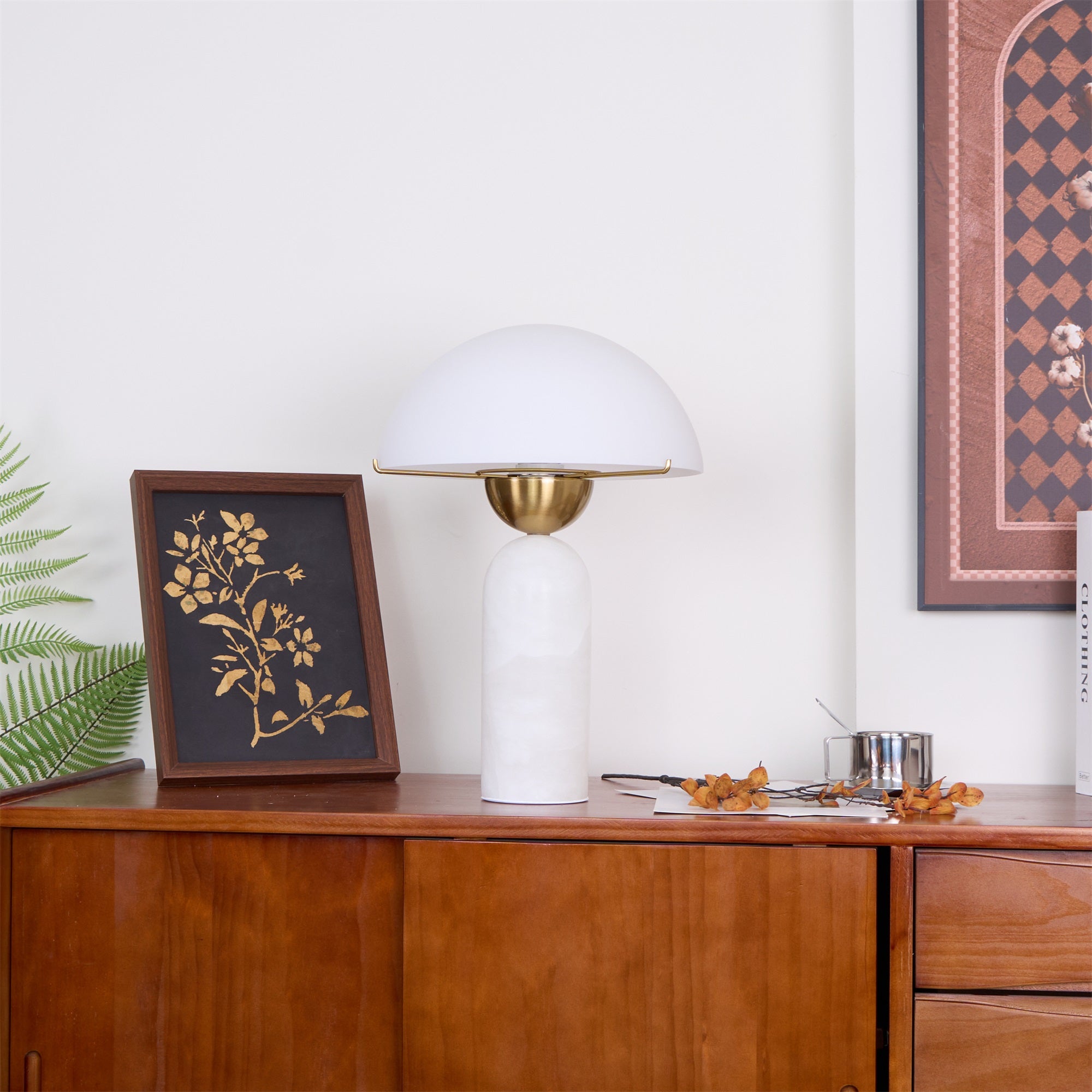 Chrysothemis - Alabaster Globe Table Lamp