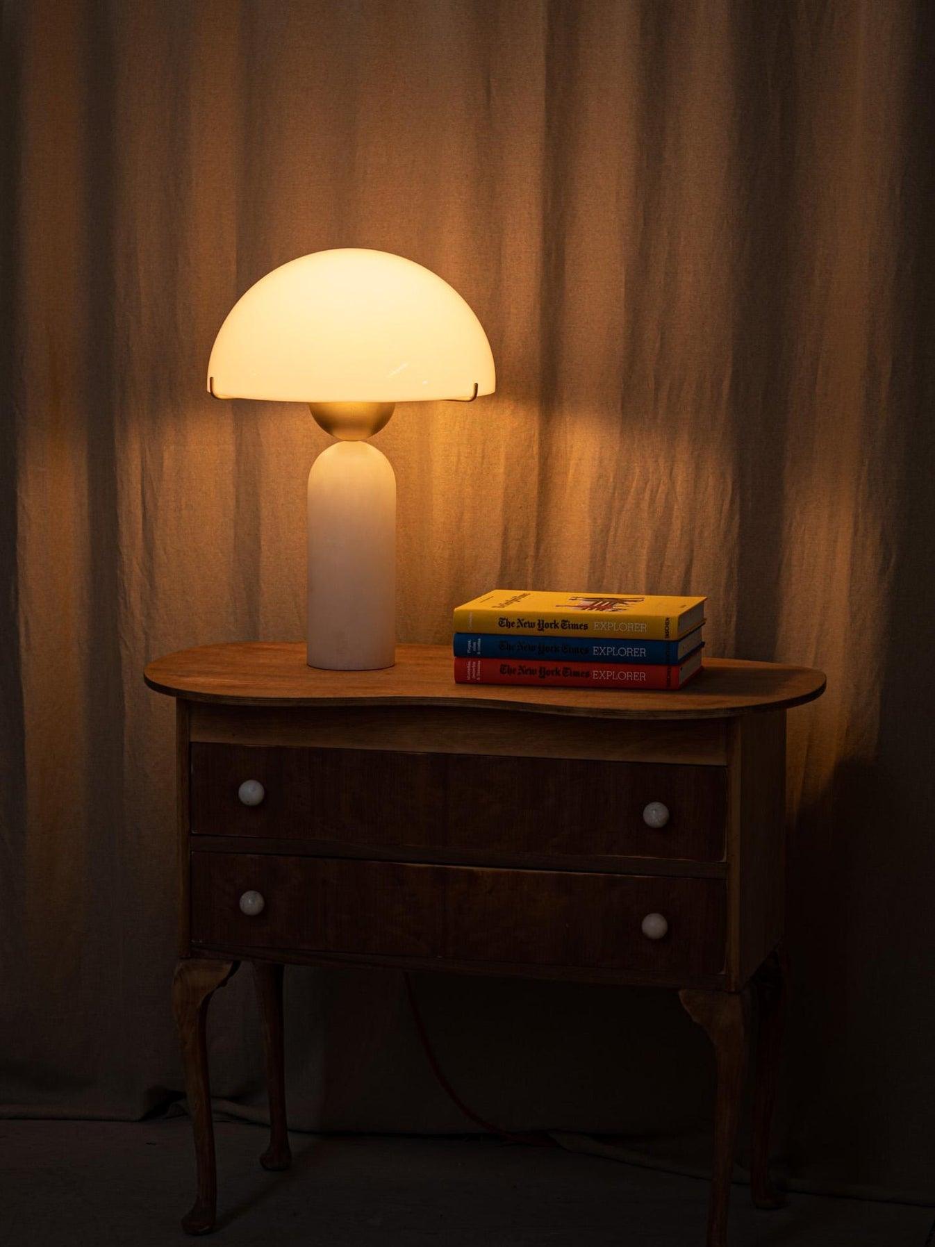 Chrysothemis - Alabaster Globe Table Lamp
