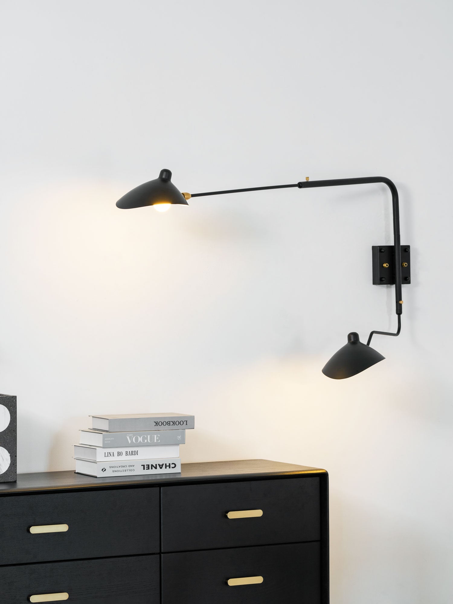 Alkippe - Long-Arm Rotating Wall Sconce