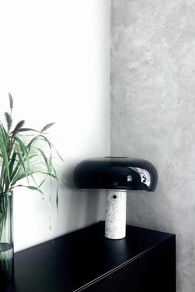 Iole - Carrara Marble and Glazed Metal Table Lamp