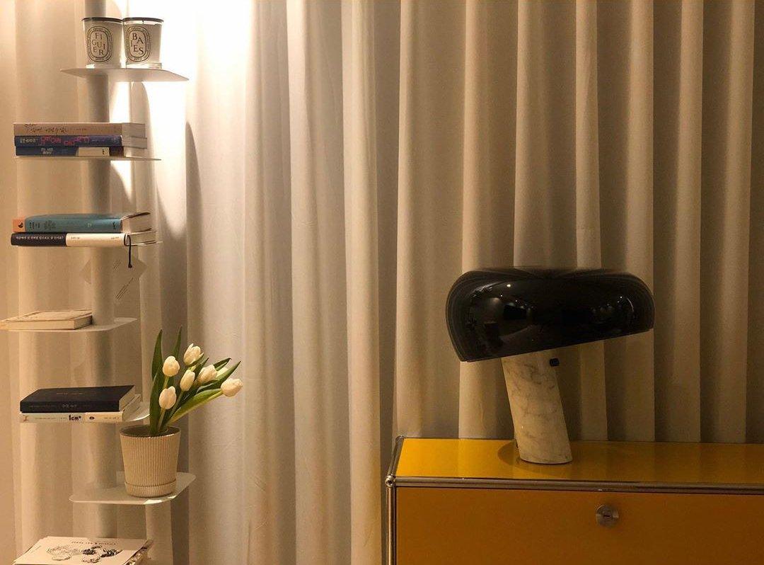 Iole - Carrara Marble and Glazed Metal Table Lamp
