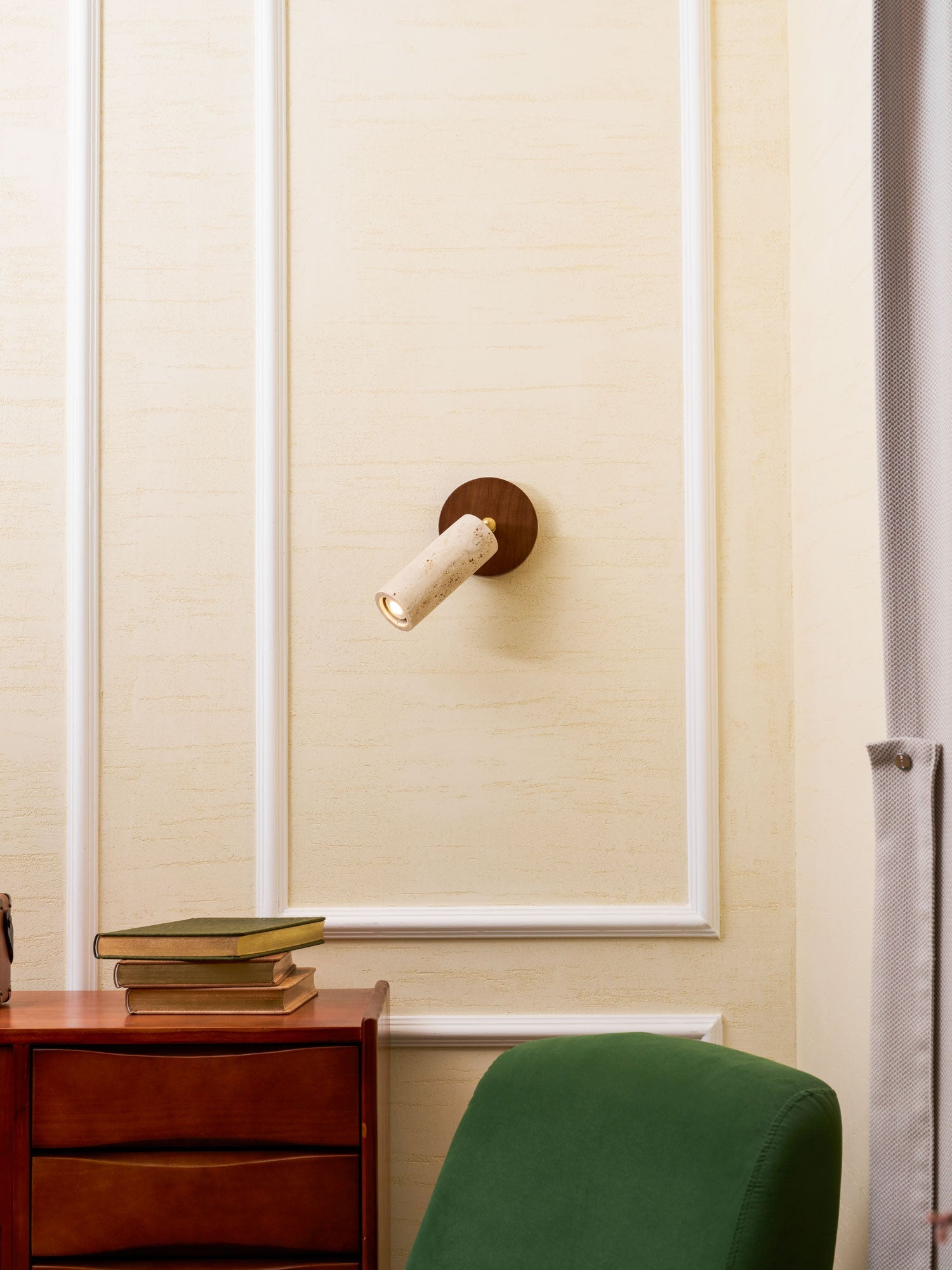 Perseis - Travertine Stone Spotlight