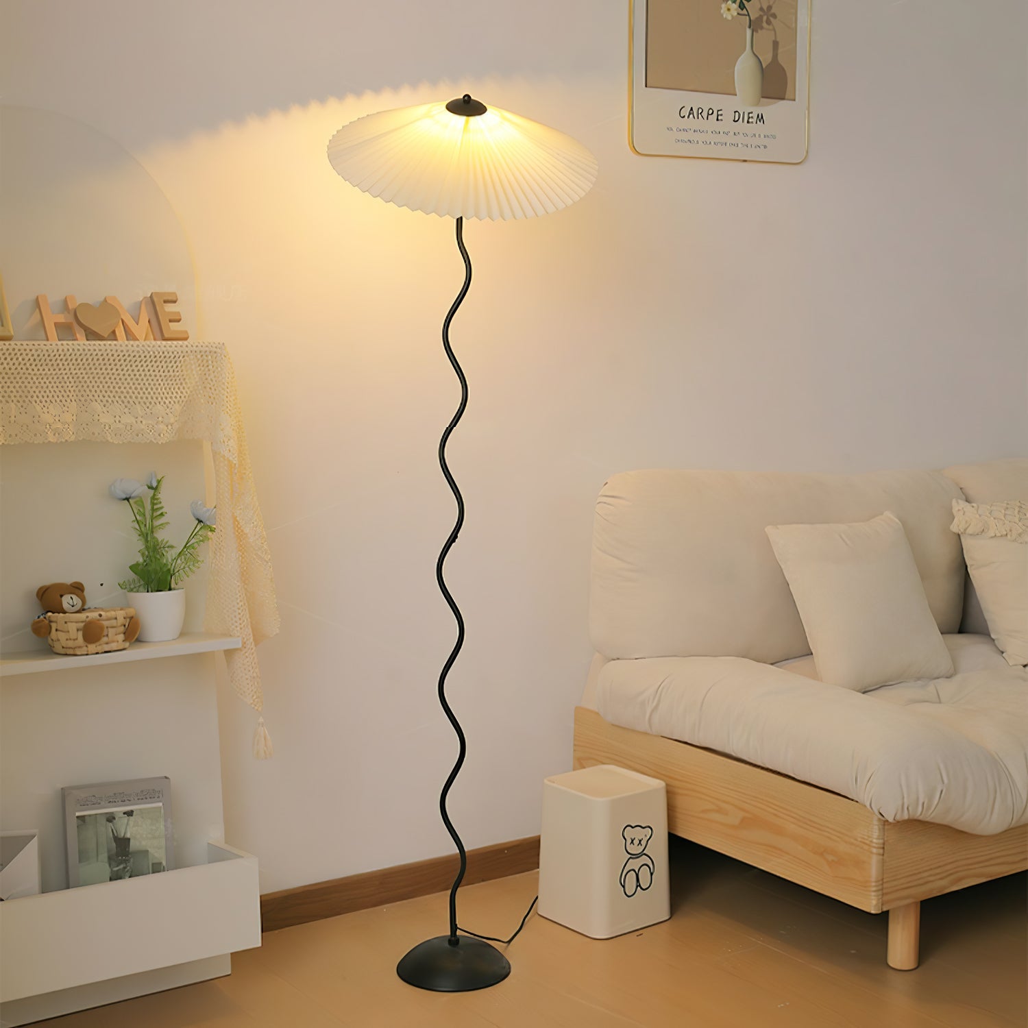 Maiandros - Black Metal Floor Lamp
