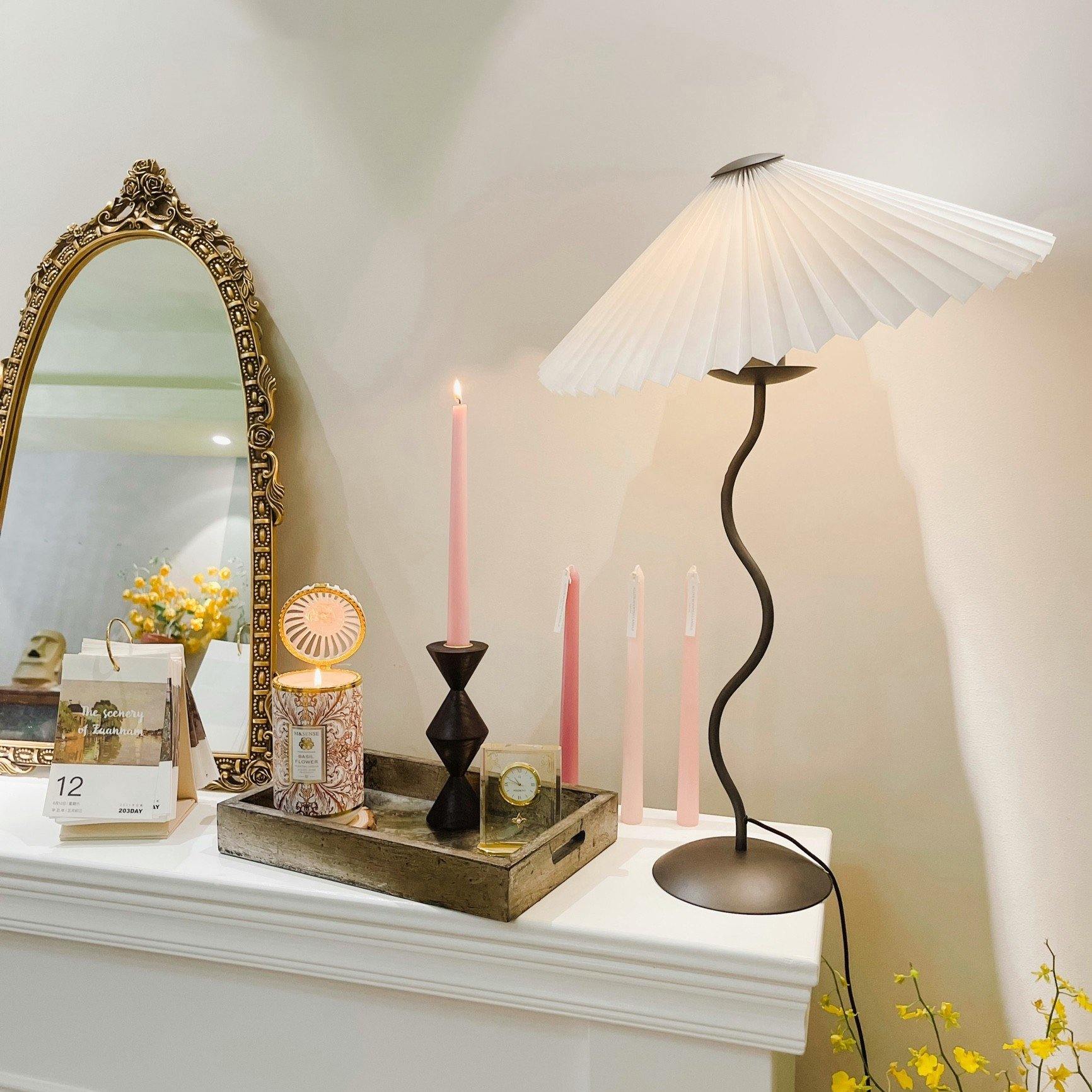 Oreithyia - Wavy Stem Pleated Shade Table Lamp