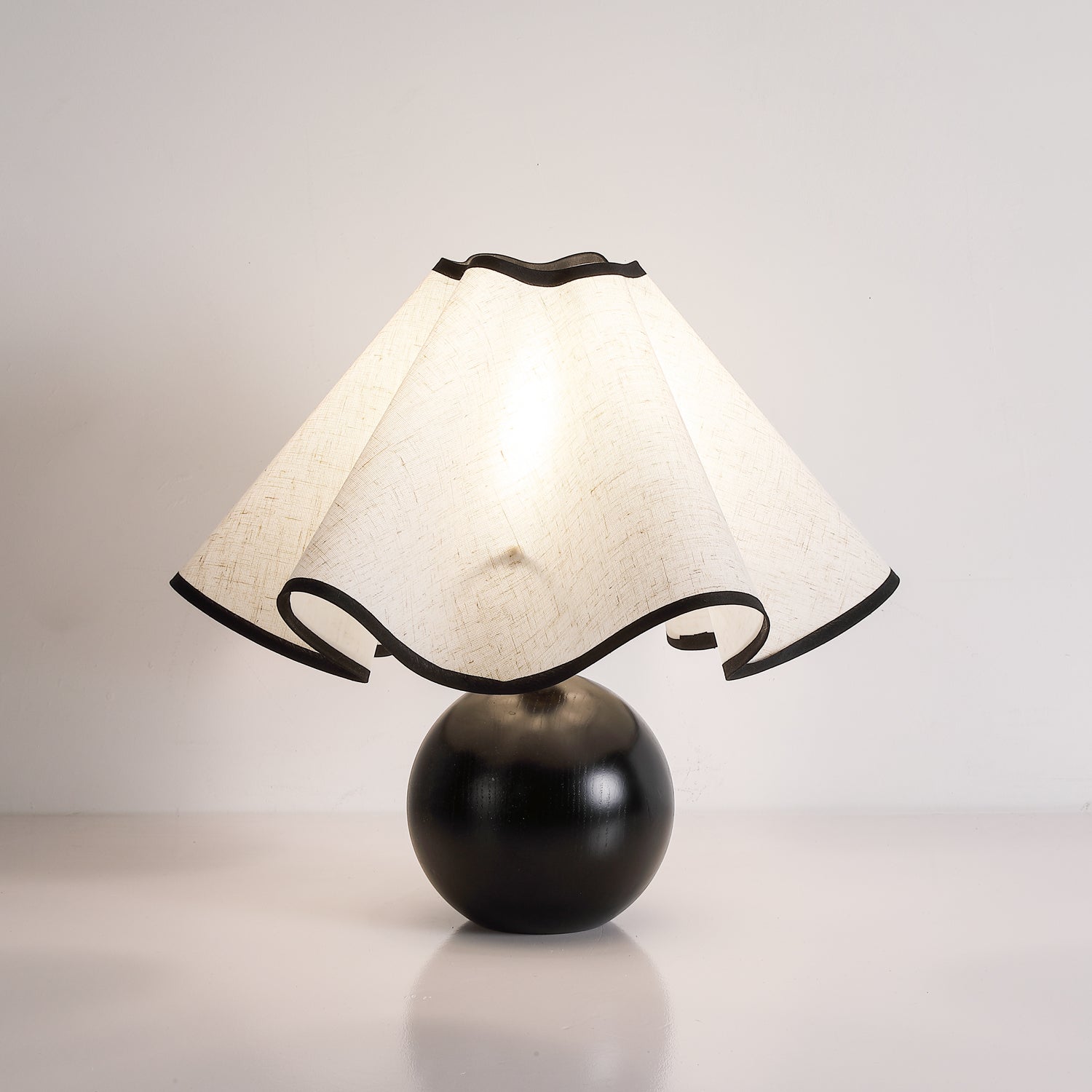 Kymothoe - Wave-Draped Linen Table Lamp
