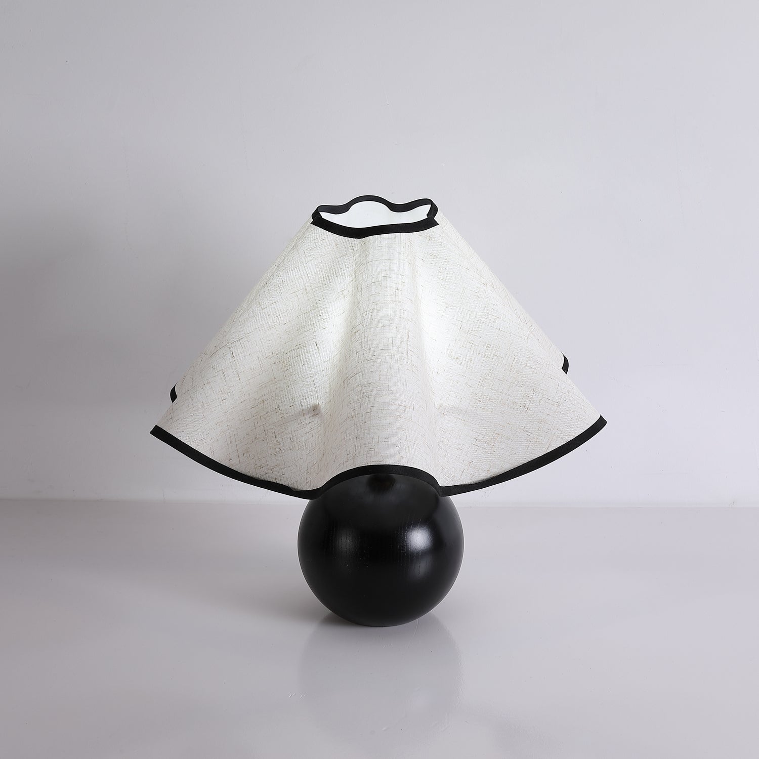 Kymothoe - Wave-Draped Linen Table Lamp