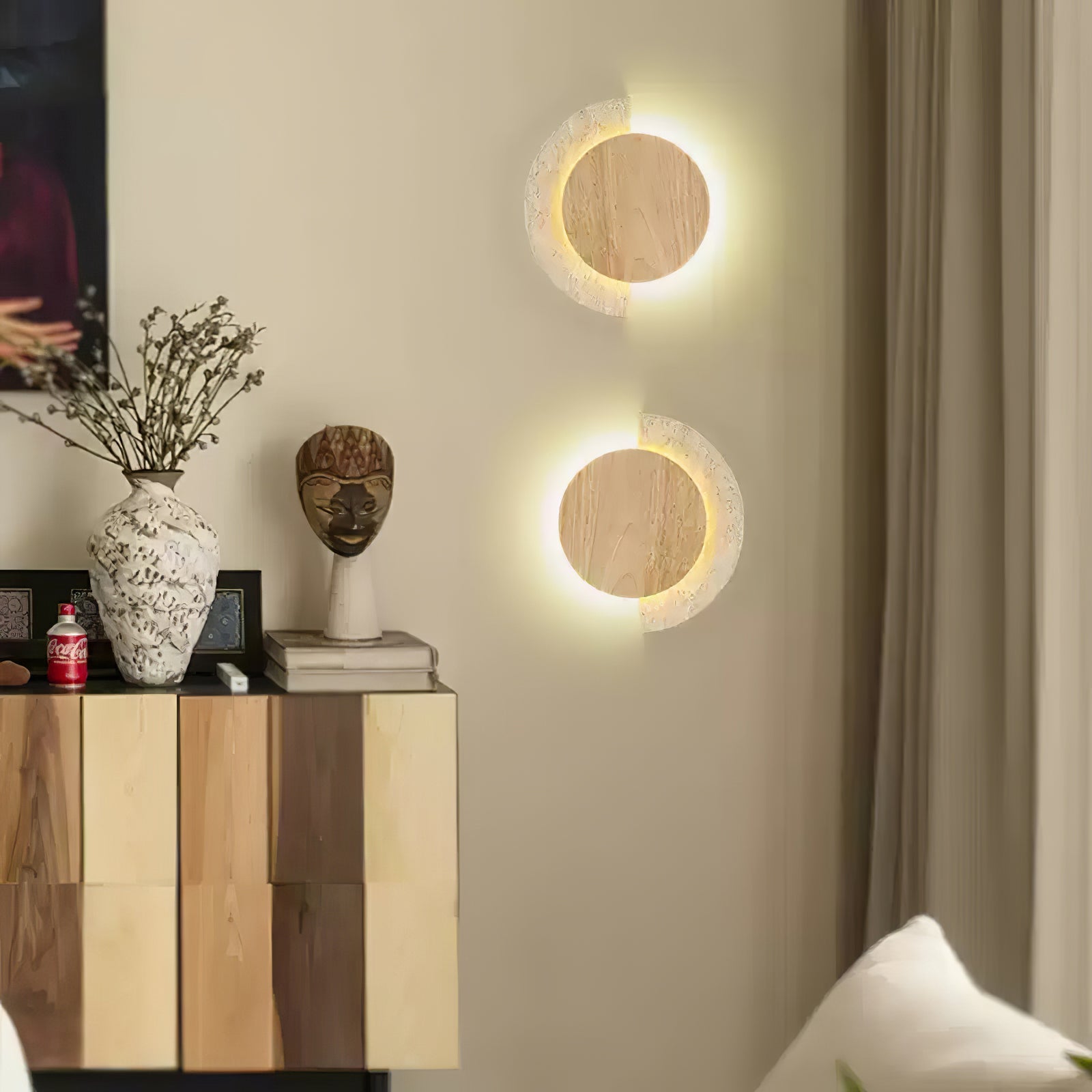 Psamathe - Plug-in Travertine Wall Sconce