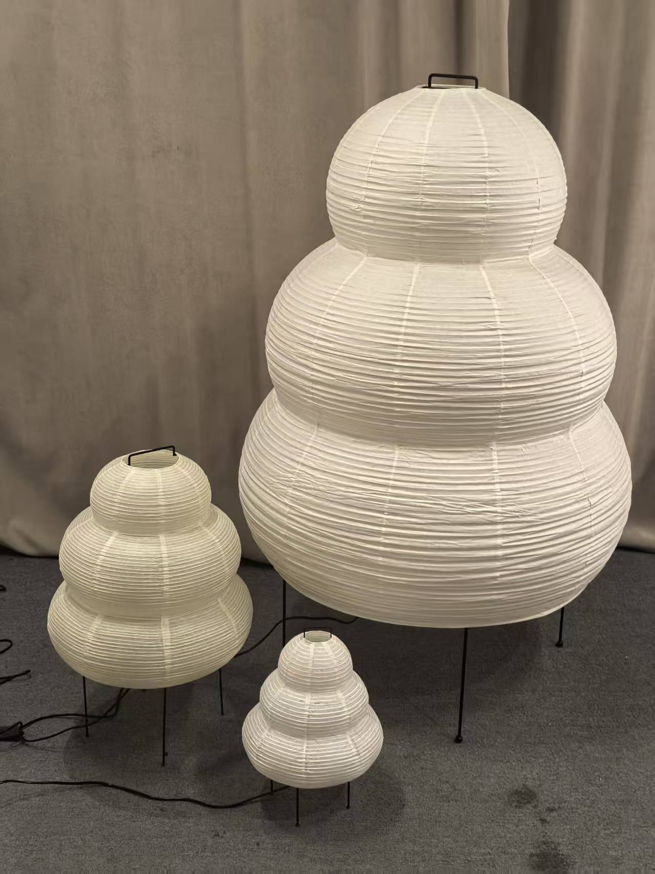 Leuke - Handmade Washi Paper Lantern Table Lamp