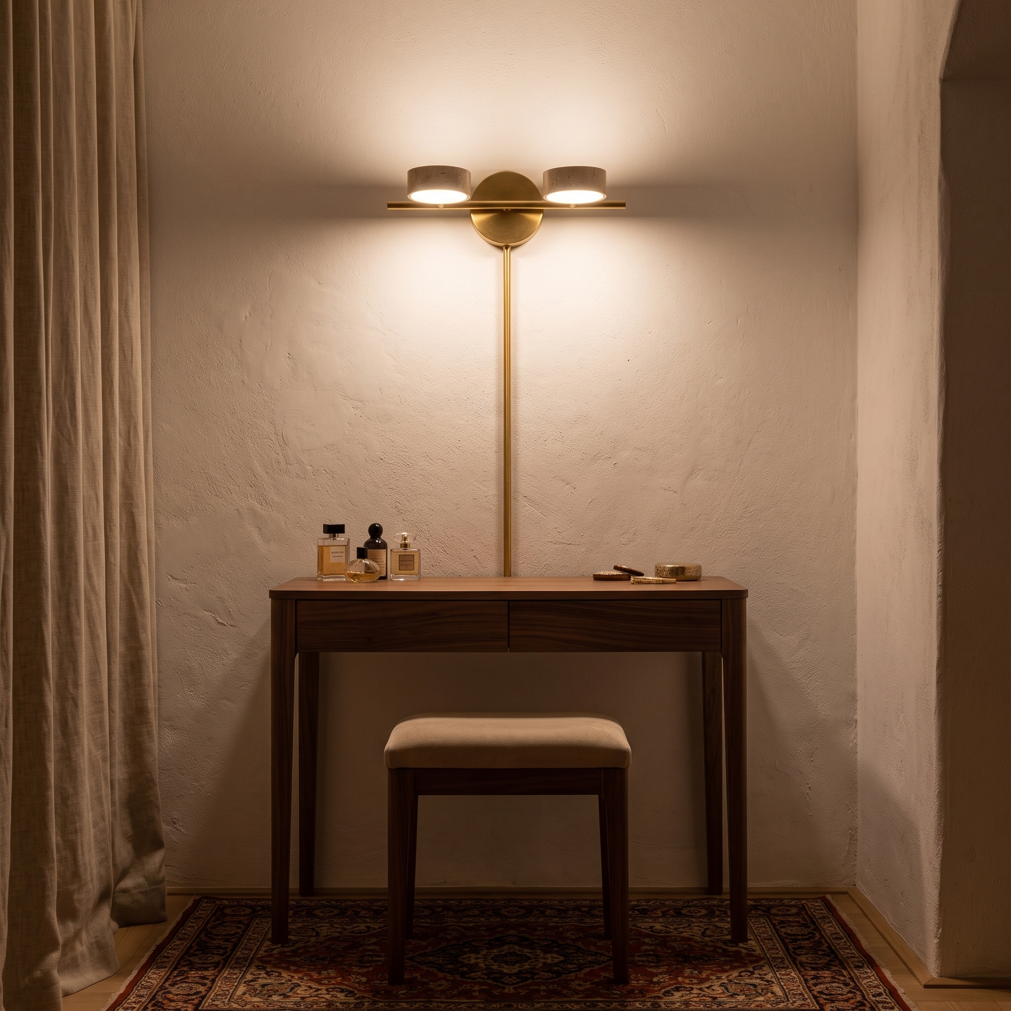 Sterope wall light, lifestyle image 3