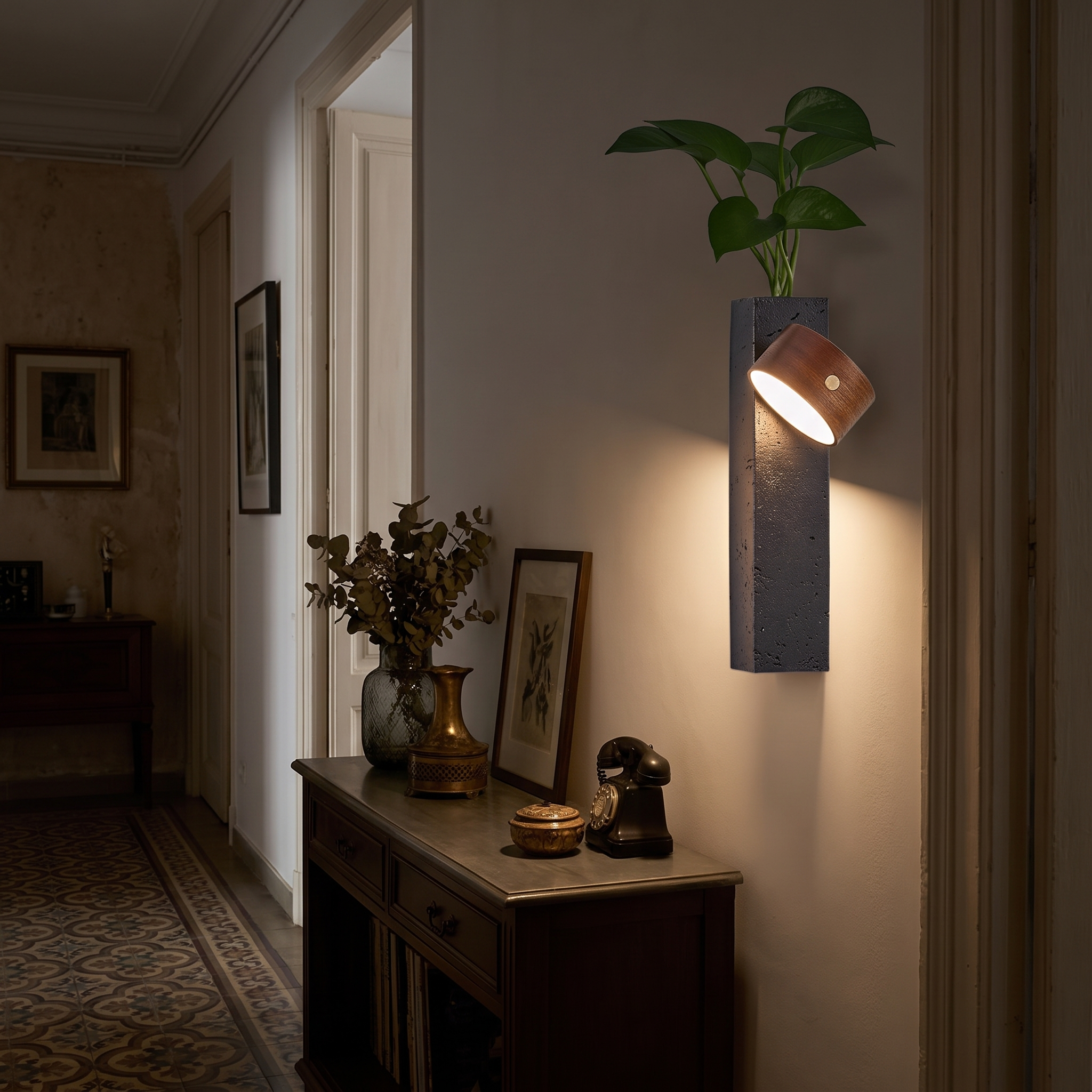 Morpheus wall light, lifestyle image 3