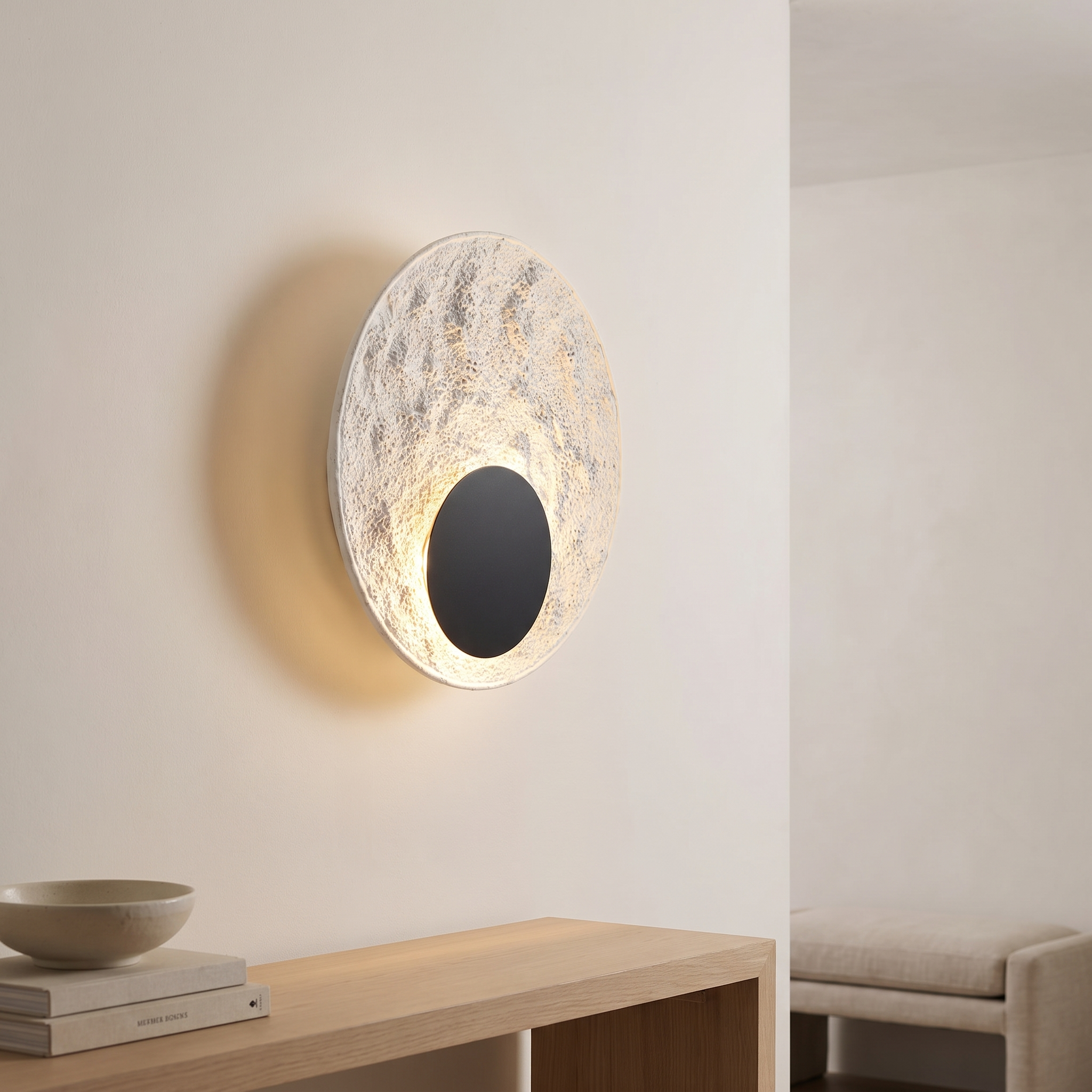 Echemmon - Textured Resin Wall Lamp, image 2