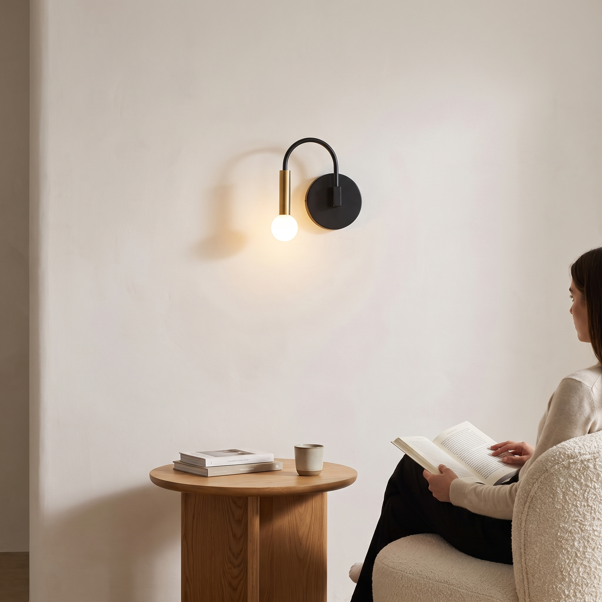 Aleos - Black Blown Glass Wall Lamp, image 1